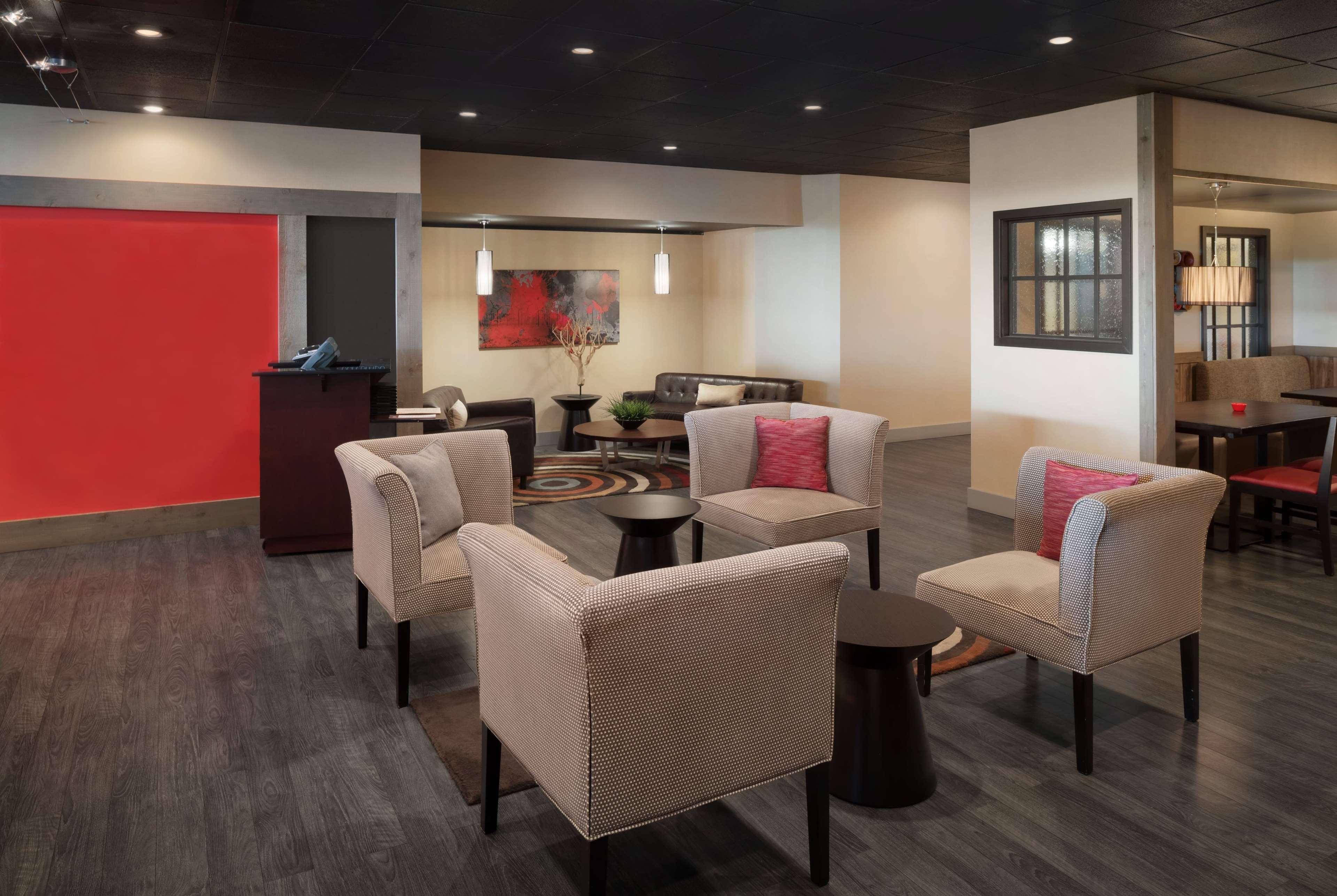 Ramada By Wyndham Uniontown Otel Dış mekan fotoğraf