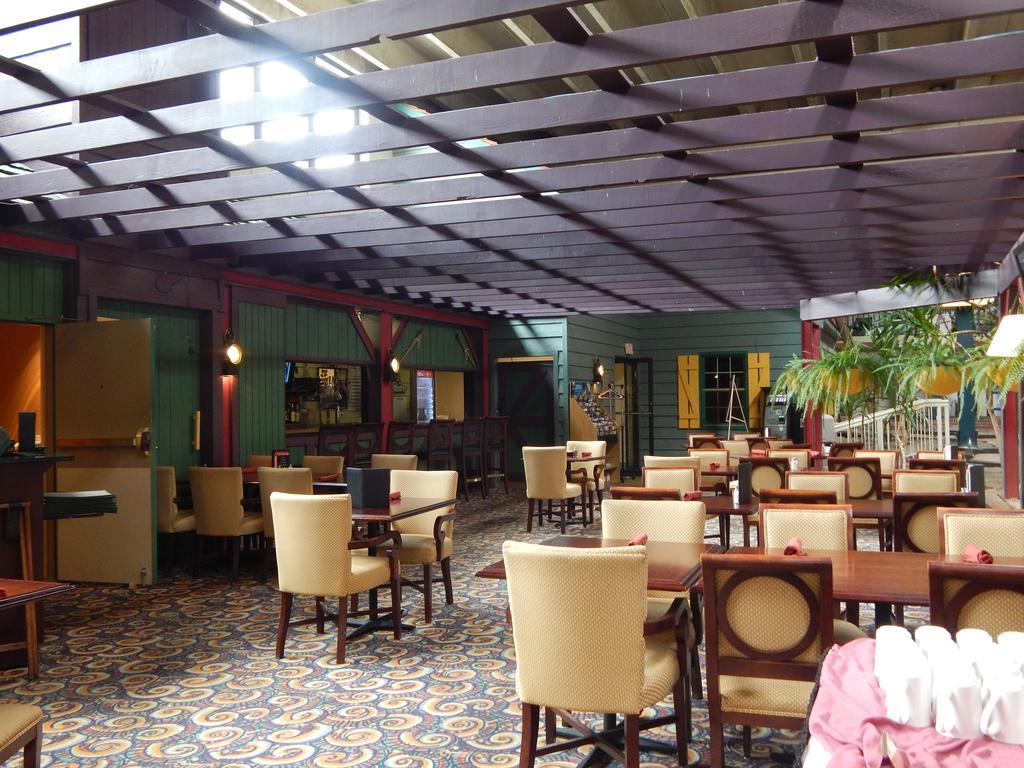 Ramada By Wyndham Uniontown Otel Dış mekan fotoğraf