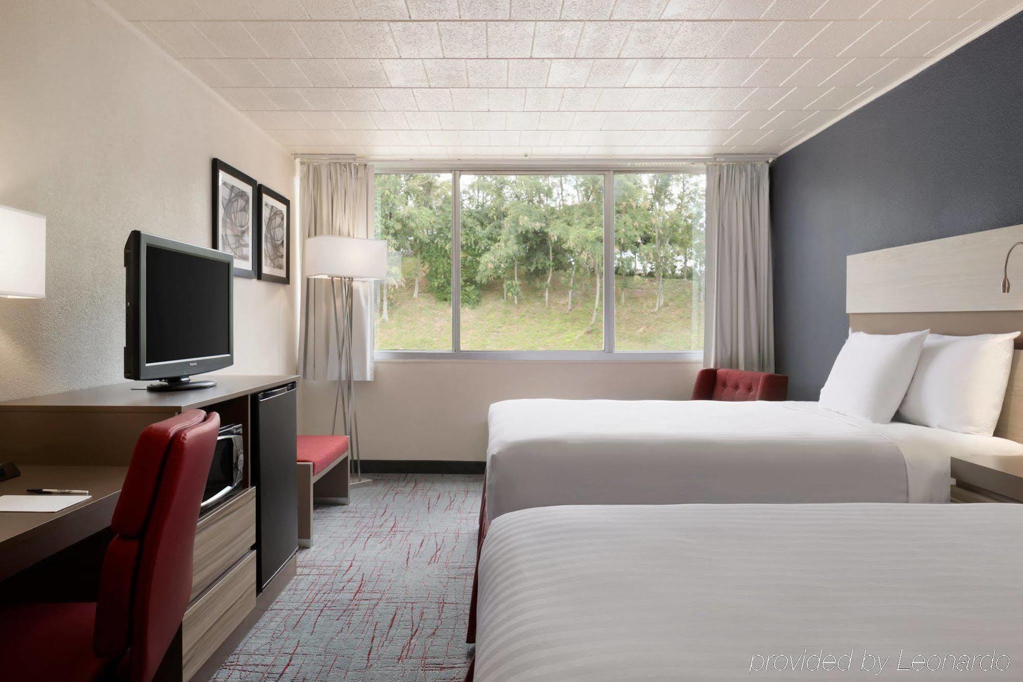Ramada By Wyndham Uniontown Otel Dış mekan fotoğraf